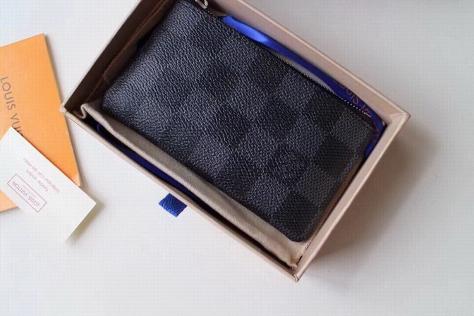lu wallet-108